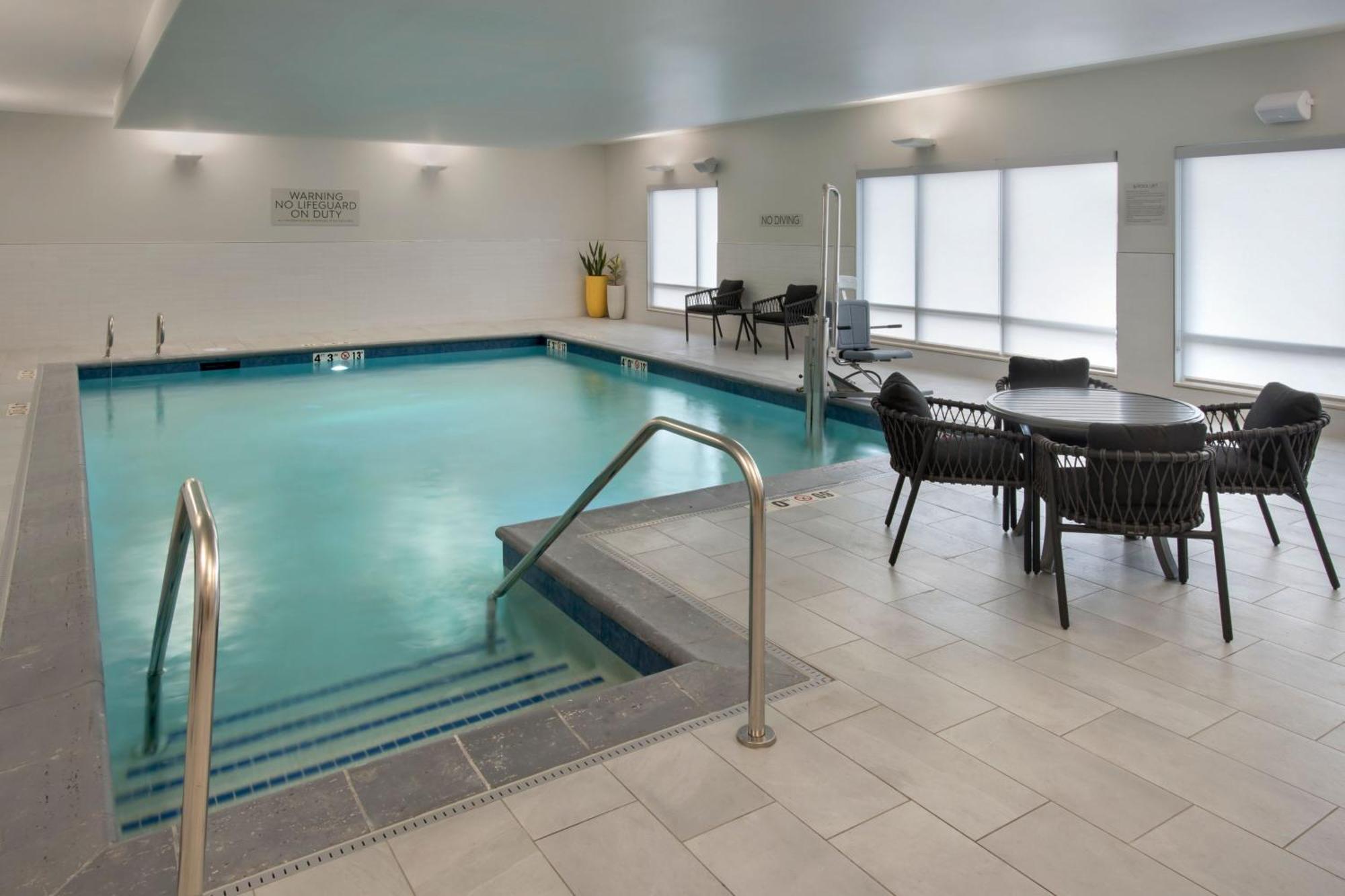 Towneplace Suites Portland Airport Me South Portland Exteriér fotografie